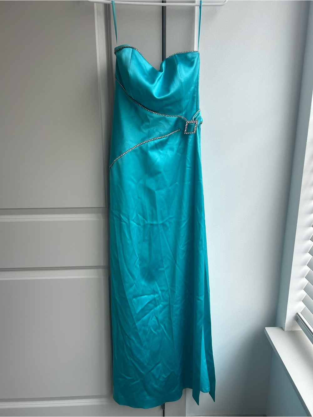 Cache Teal Strapless Satin Evening Gown with Rhinestone Buckle
